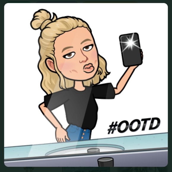 Meet your Posher, Christina - Picture 1 of 1